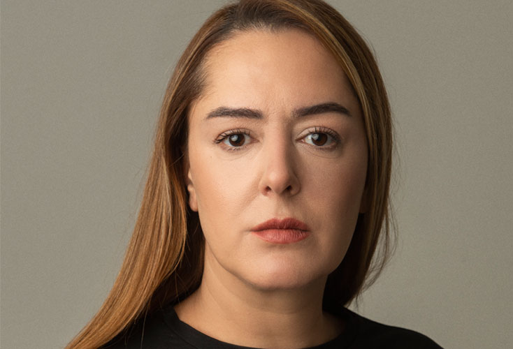 Gözde Okur Kimdir1