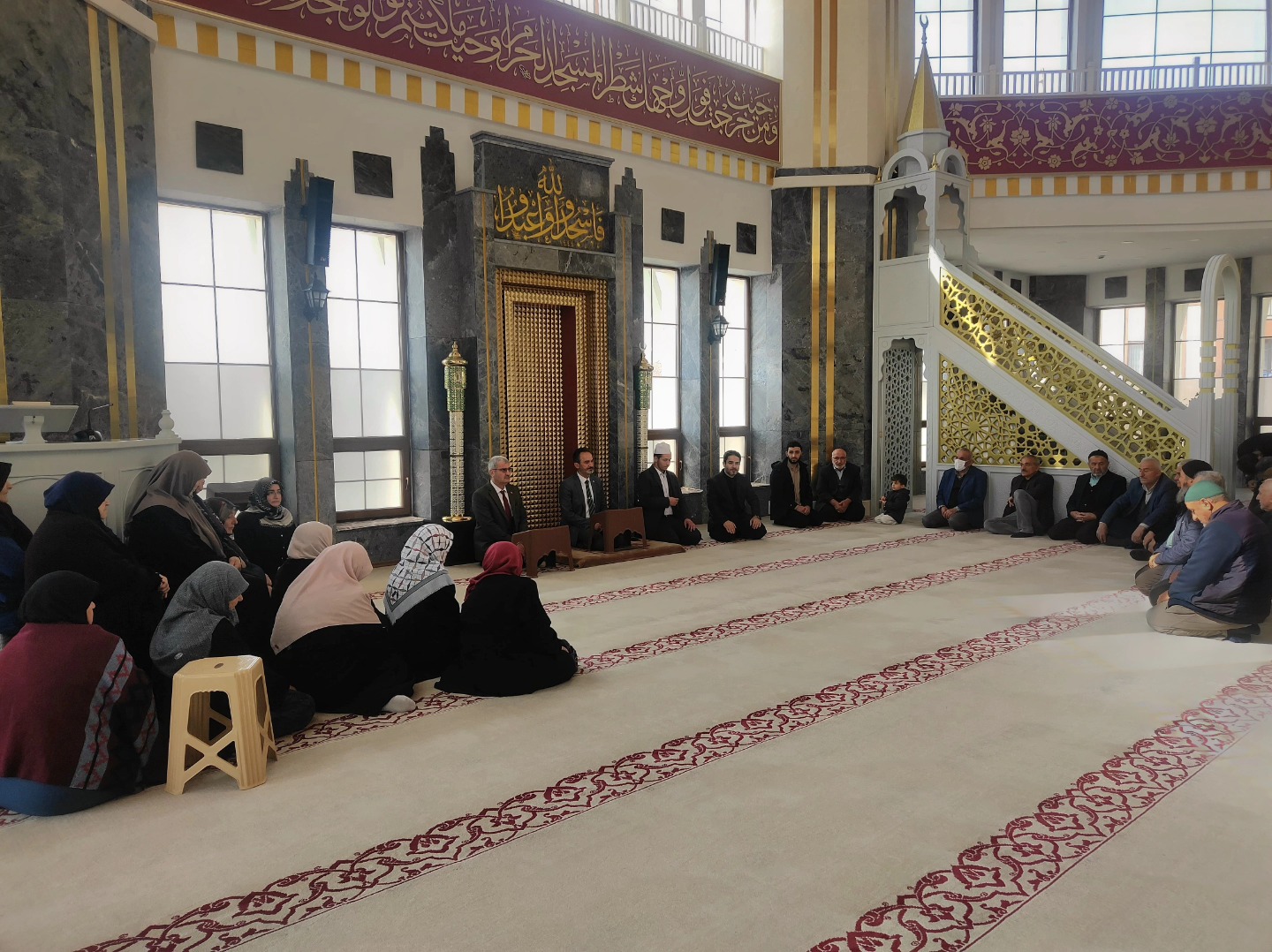 Hacı Adaylarına Seminer