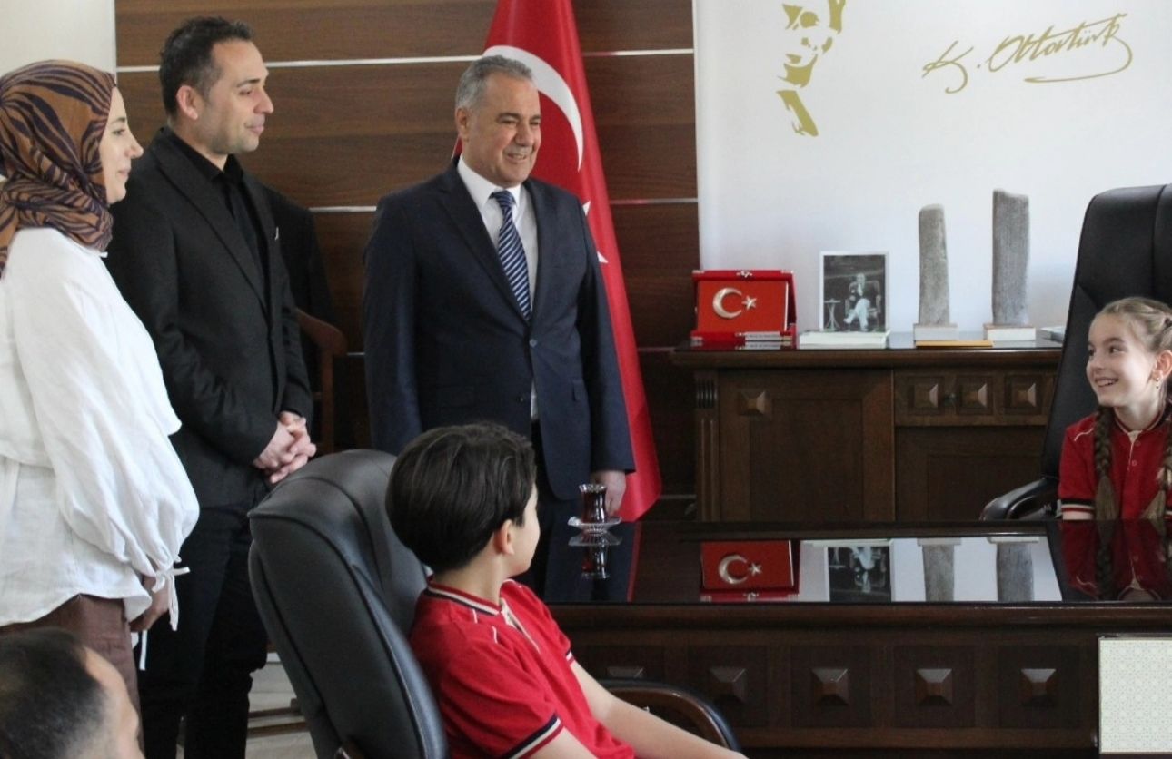 Makamı Devrettil (3)