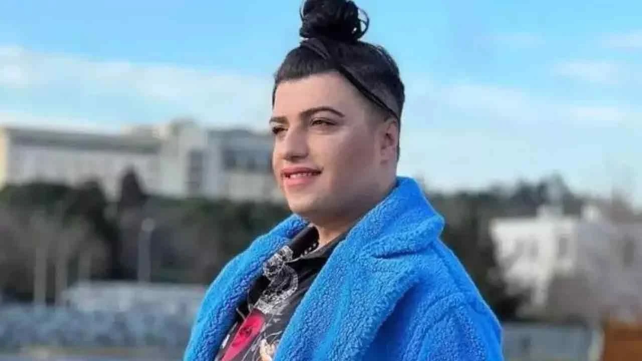Mükremin Gezgin Kimdir