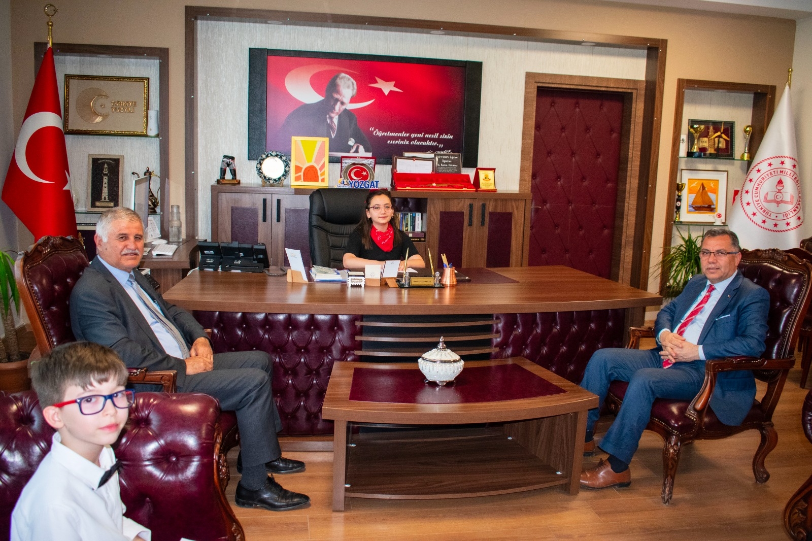 Öğrencileri Makamında Ağırladı1