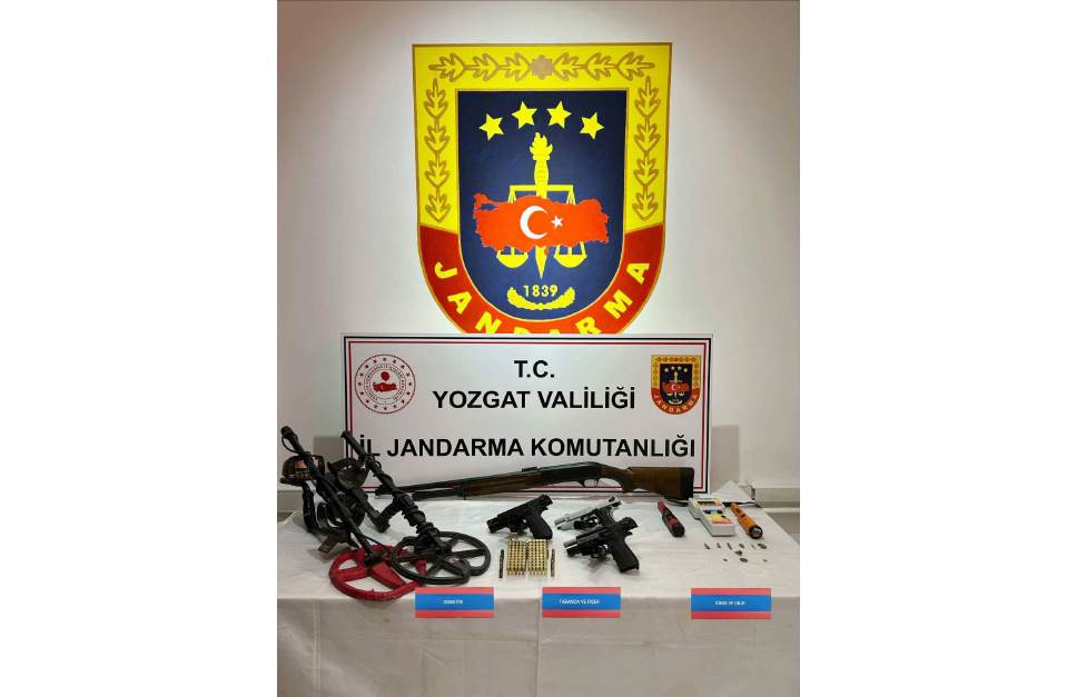 Tarihi Eser Ve Silah Ele Geçirildi Yeni