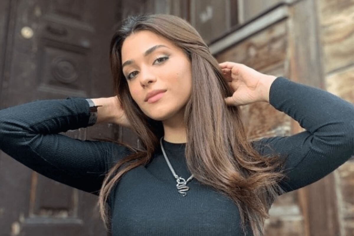 Yaren Yapıcı Kimdir