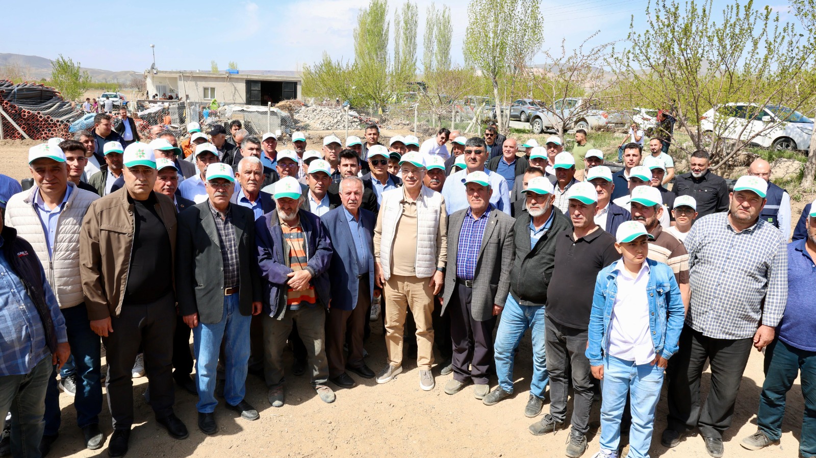 Bünyesinde Boğazlıyan Şeker Fabrikasını Da Bulunduran Kayseri Şeker, 2025 Yılı Üretim Sezonunun Ilk Pancar Ekimini Yeşilhisar Ilçesinde Gerçekleştirdi (2)