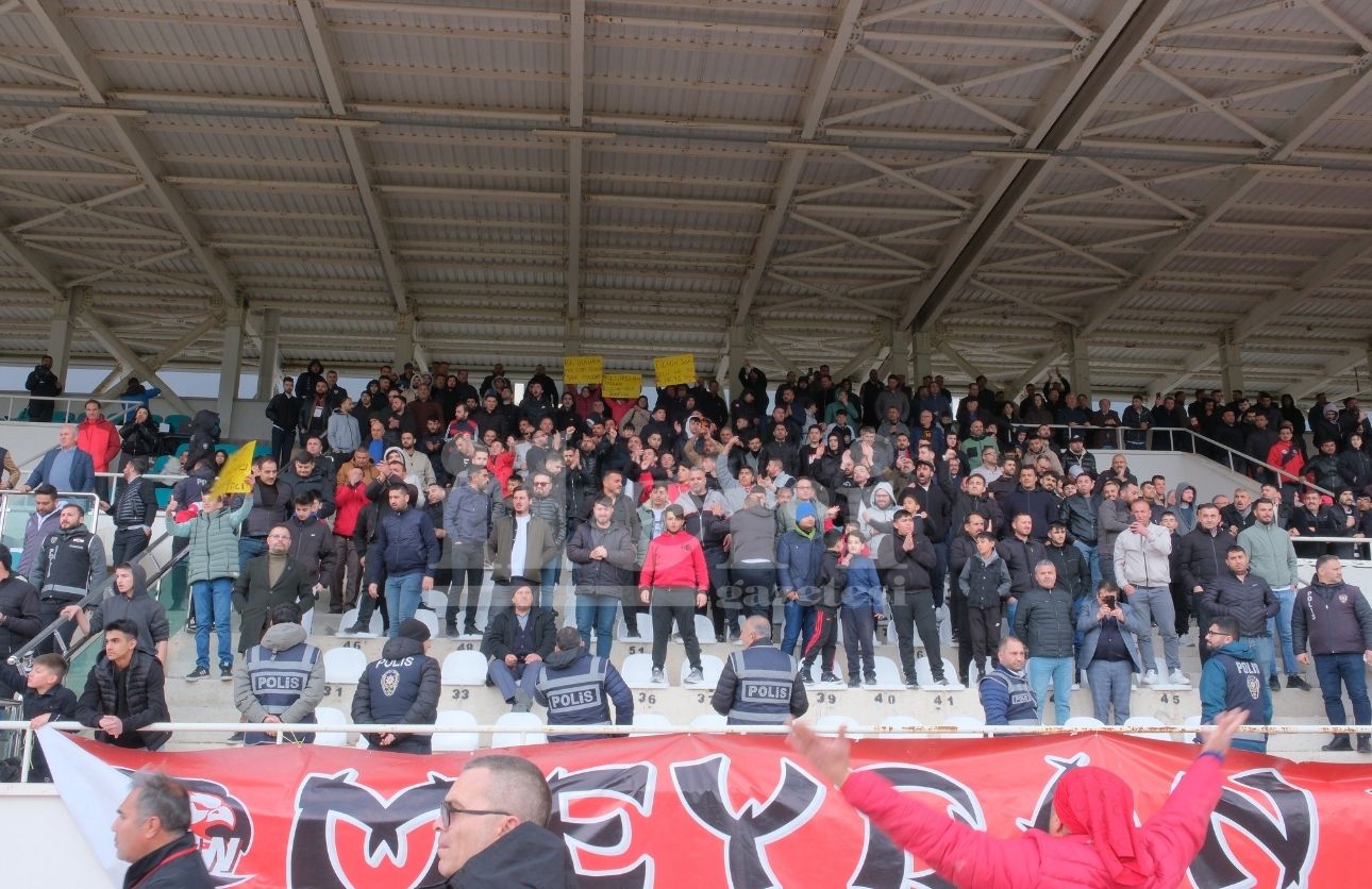Yozgat Bozokspor'a Seyircisiz Oynama Cezası (3)