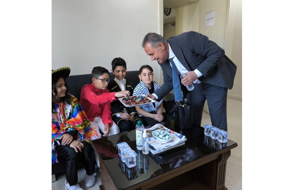 Öğrencilerden Anlamlı Ziyaret Yeni