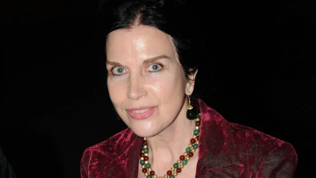 Zerrin Arbaş Kimdir1