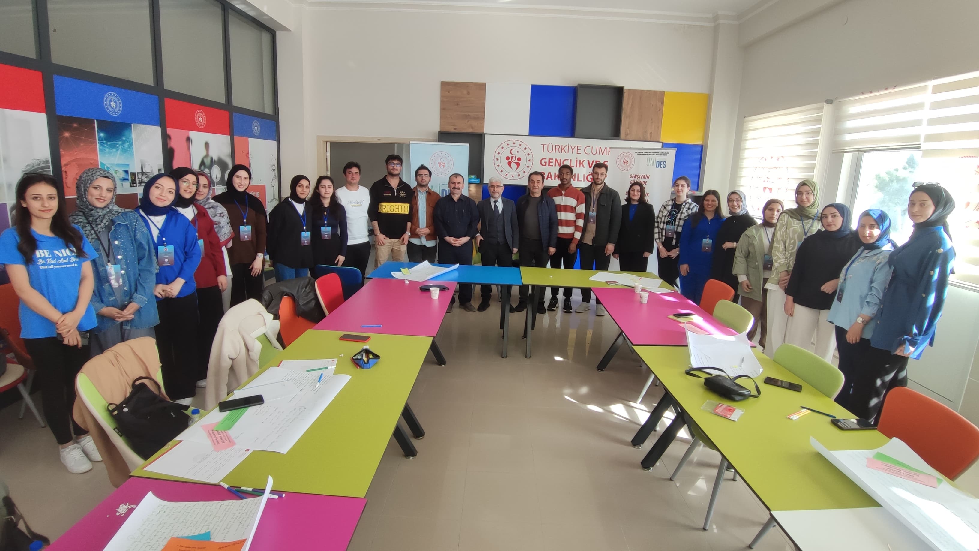 Gençler Iş Fikri Geliştiriyor (1)