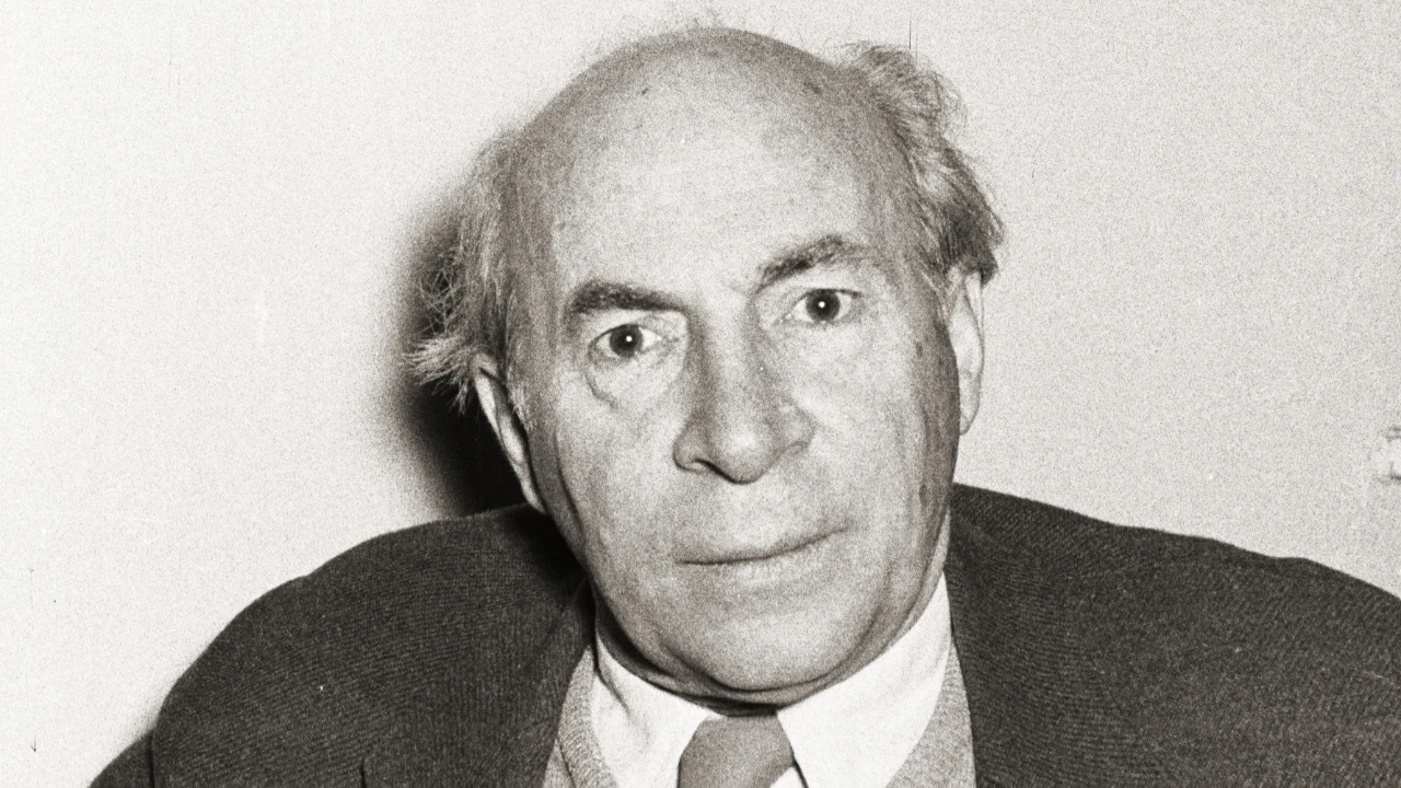 Muhsin Ertuğrul Kimdir1