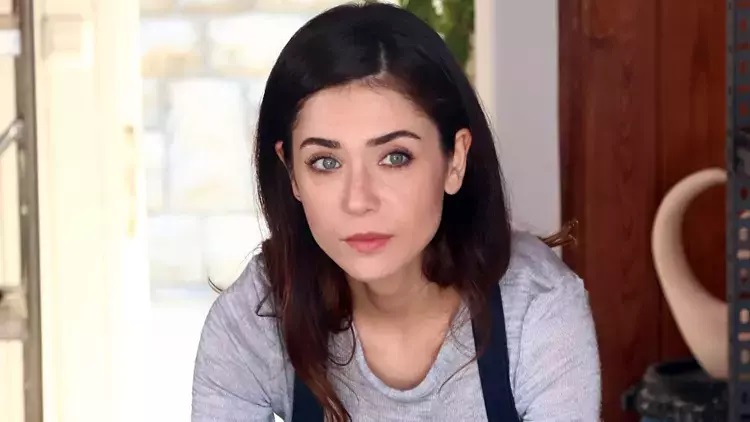Fulya Zenginer Kimdir1