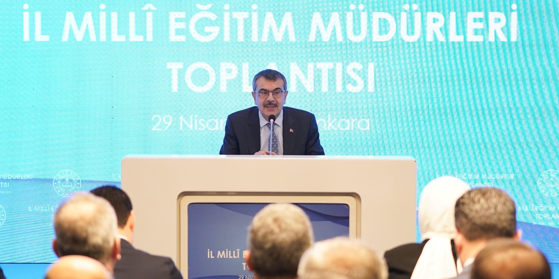 İstişare Toplantısına Katıldı