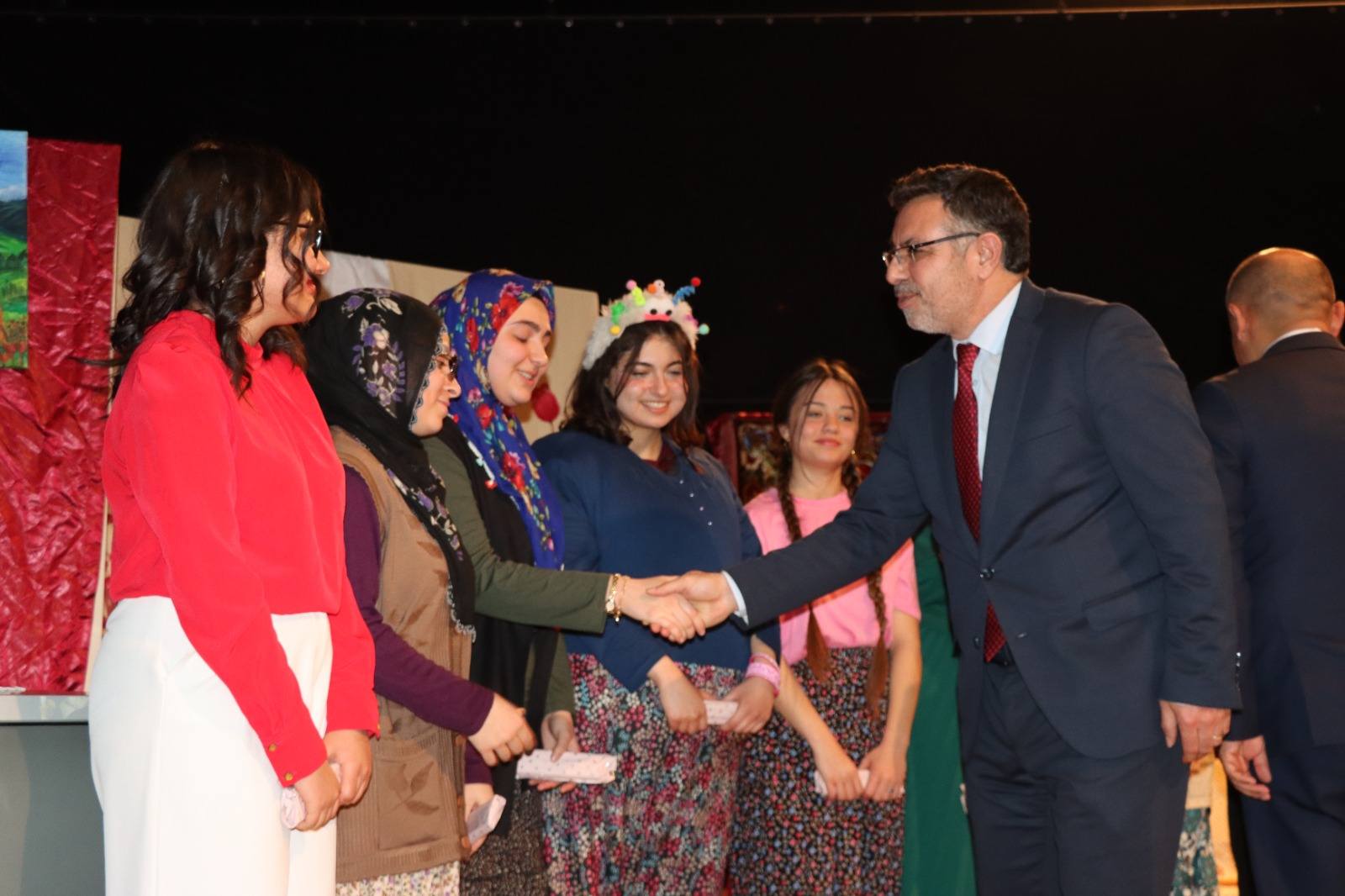 Kütük Ve Horantası Sahnelendi2