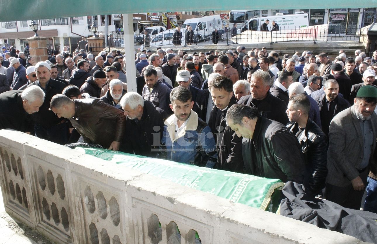 Yozgat Kadın Cenaze (4)