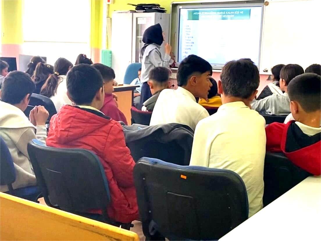 Öğrencilere Yönelik Seminer1