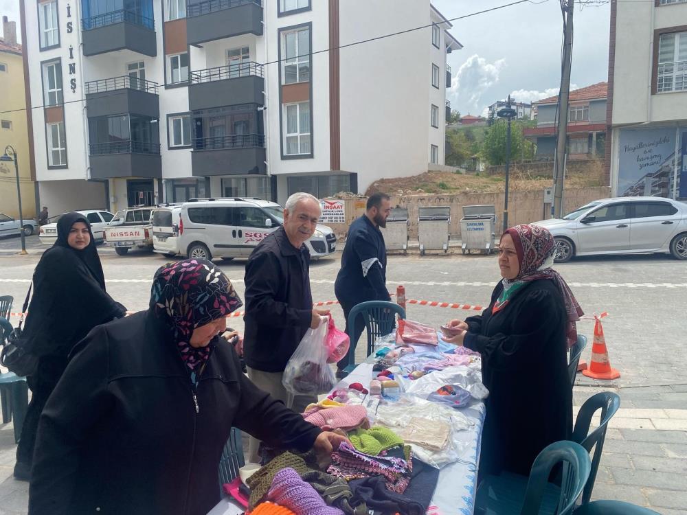 Hayır Çarşısı Kuruldu1