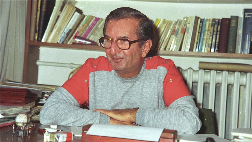 Atıf Yılmaz Kimdir