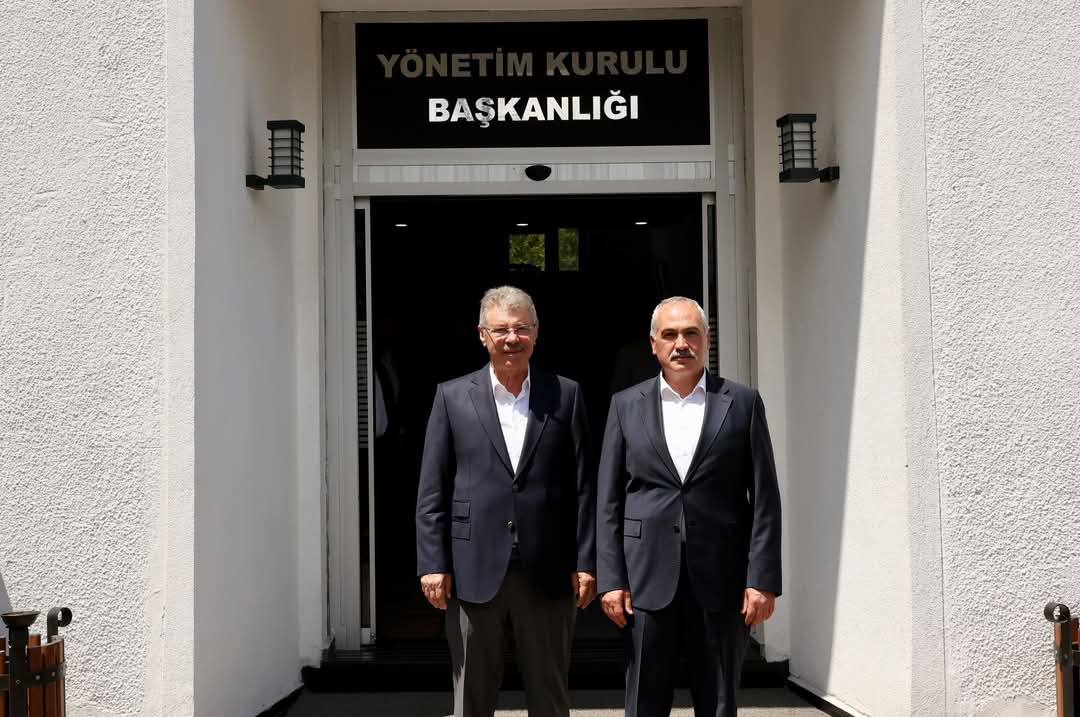 Akay’ı Ziyaret Etti