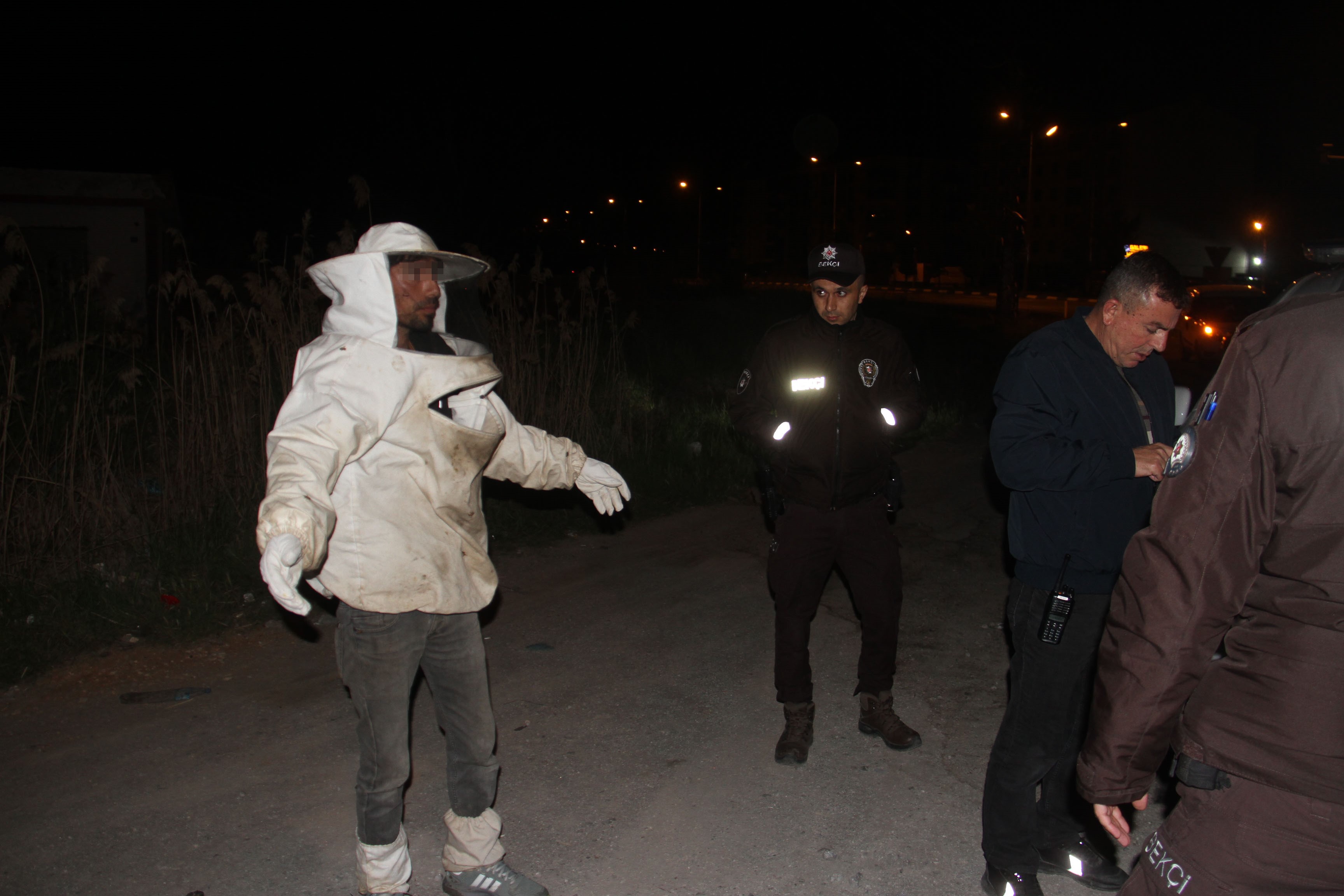 Arı Kovanı Yüklü Tır (2)