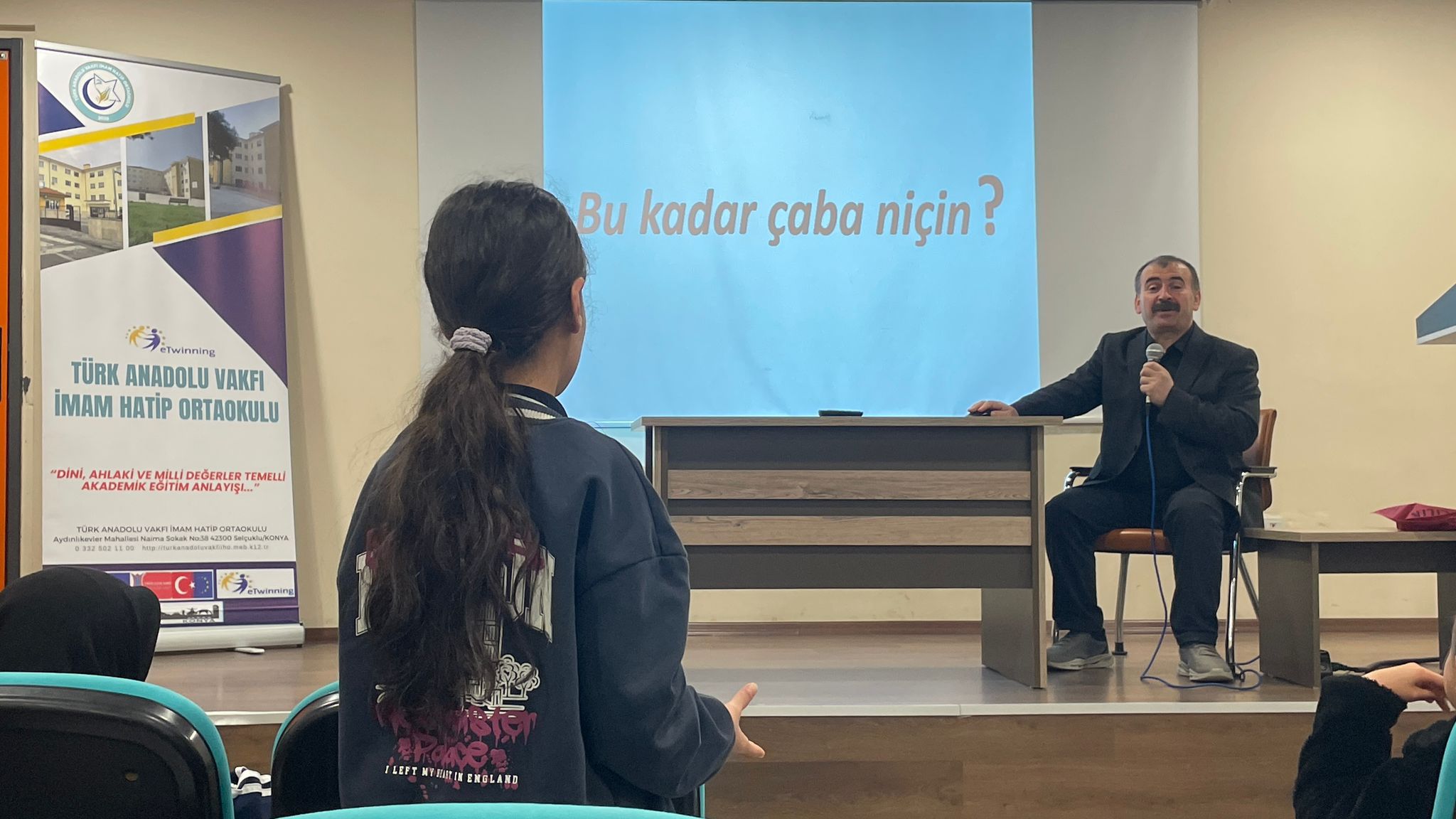 Öğrencilerle Bir Araya Geldi (2)