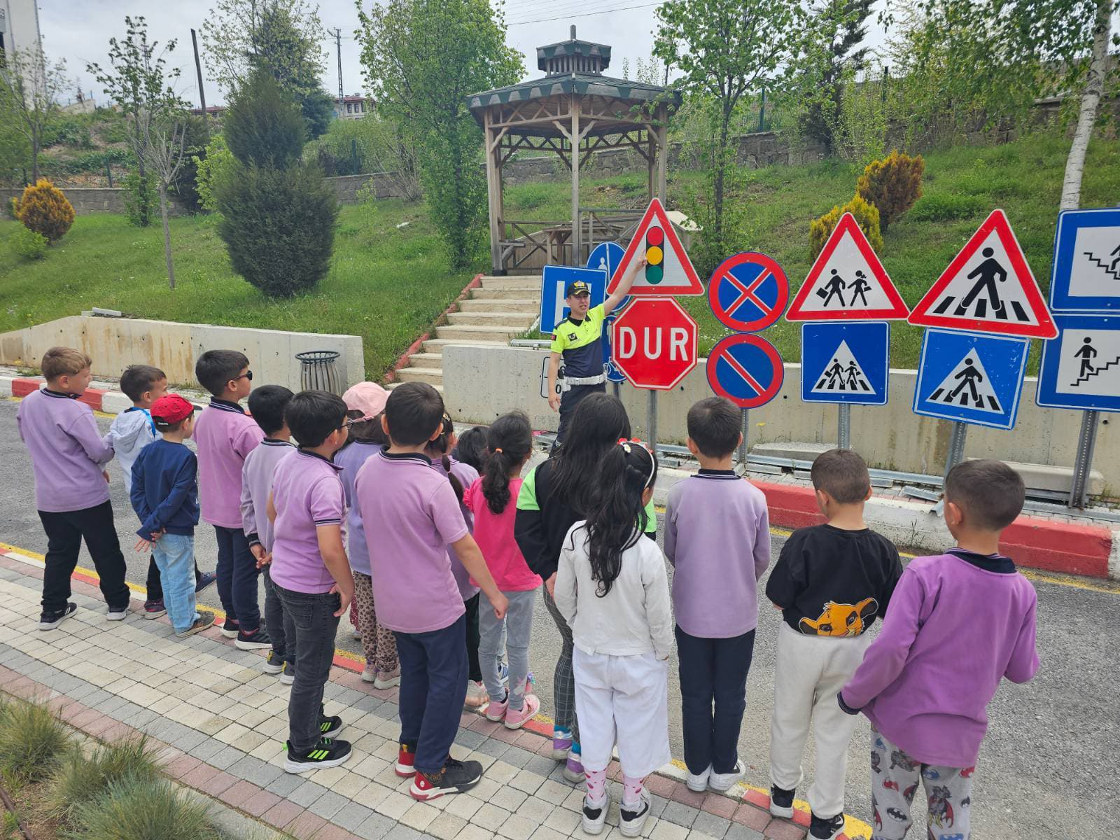 Uygulamalı Trafik Eğitimi (3)