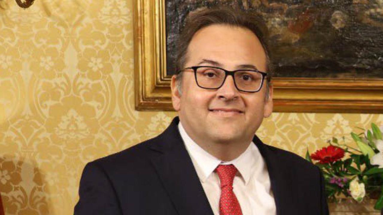 Erdeniz Şen Kimdir1