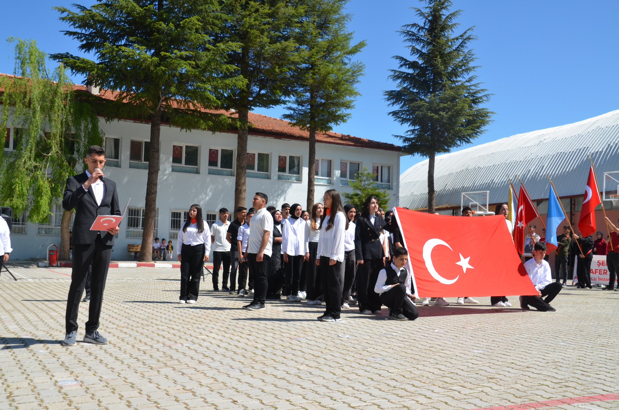 İlçelerde 19 Mayis Aydıncık