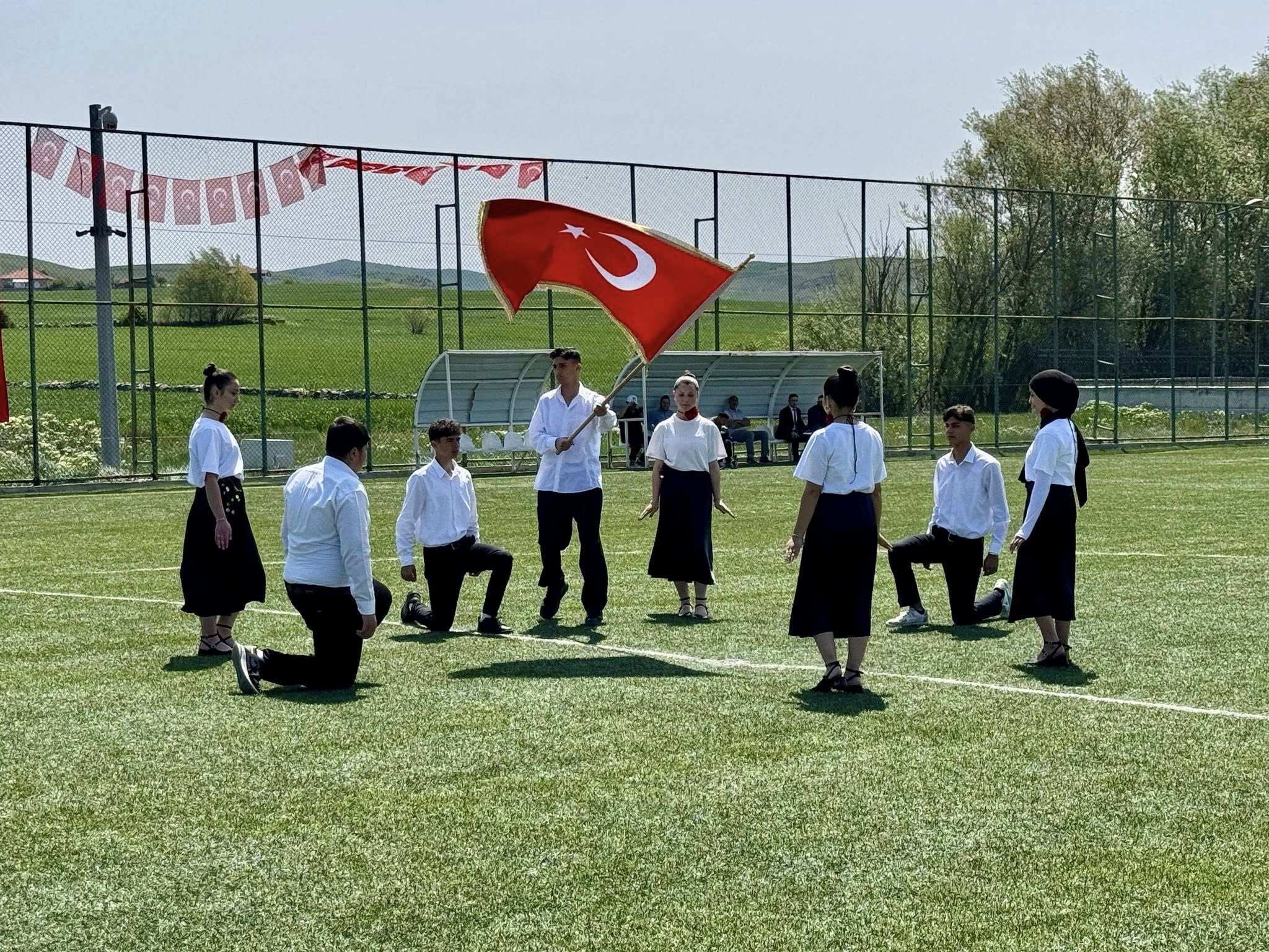 İlçelerde 19 Mayis Saraykent