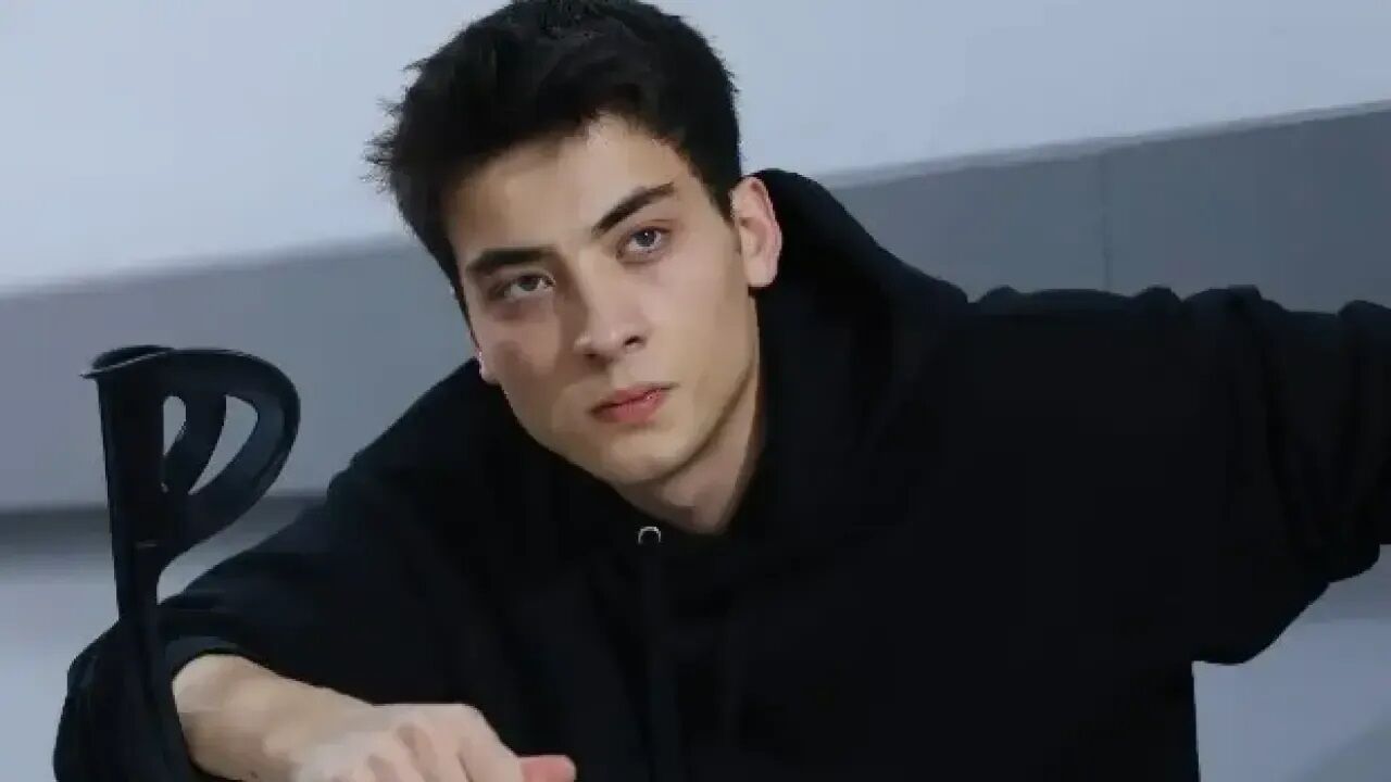 Atakan Özkaya Kimdir