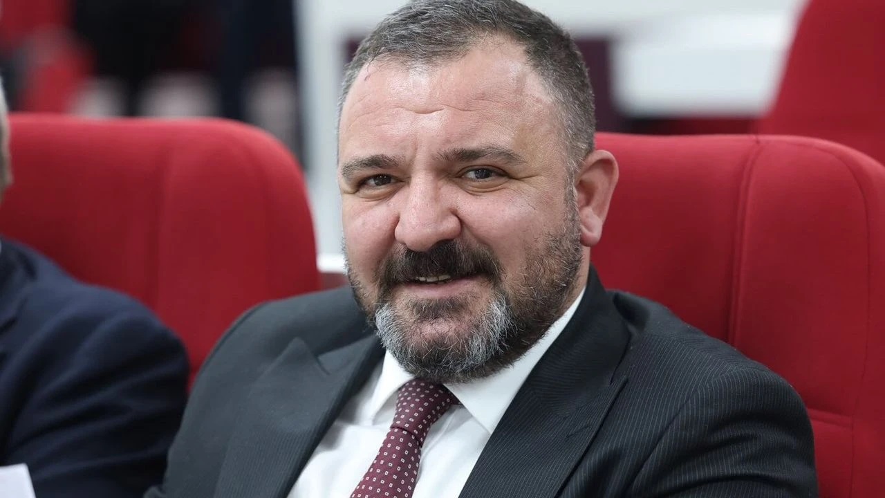 İlayda Canikli Kimdir1
