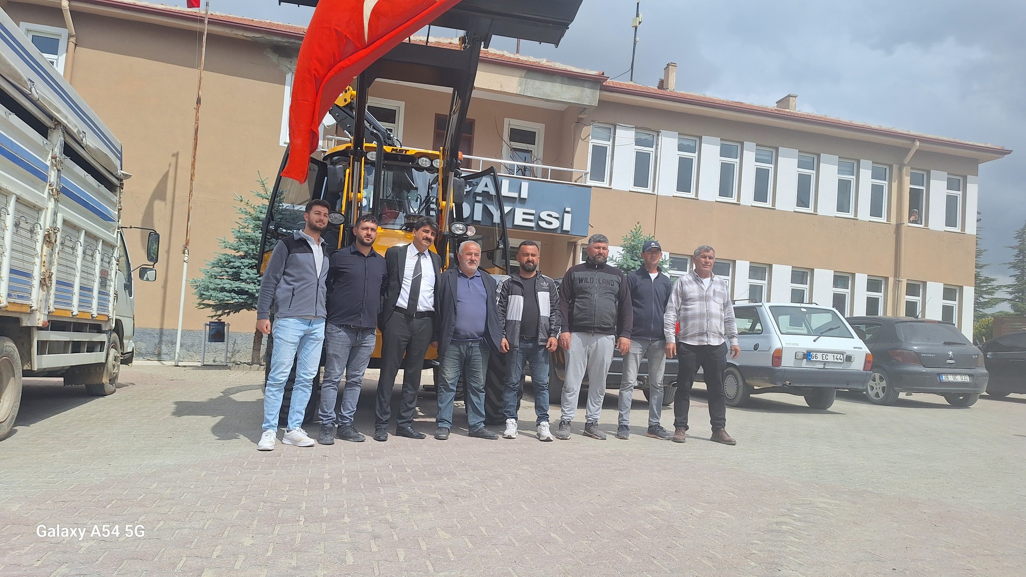 Sırçalı’ya Bayram Hediyesi1
