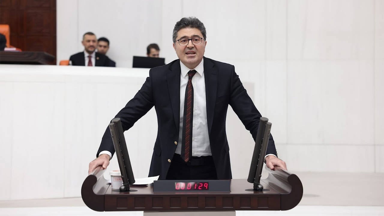 Ensar Aytekin Kimdir