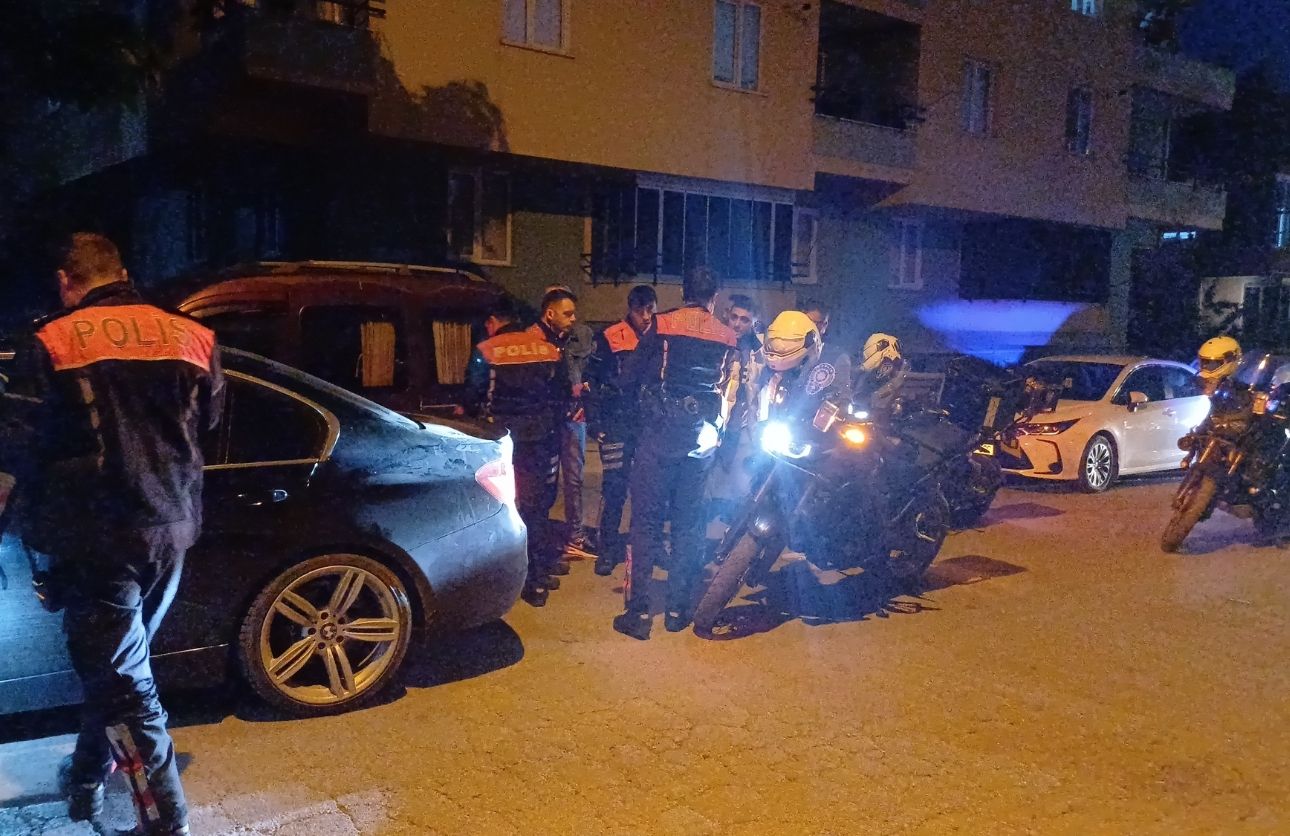 Komşuda Çatışma (2)