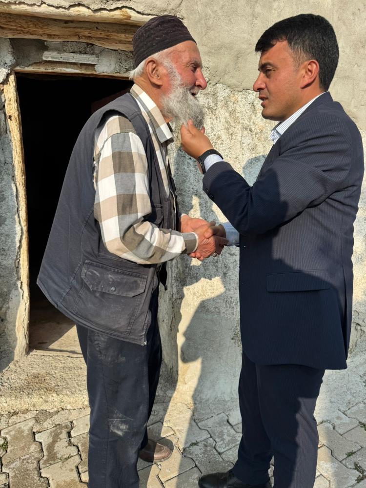 Vatandaşlarla Bayramlaştı