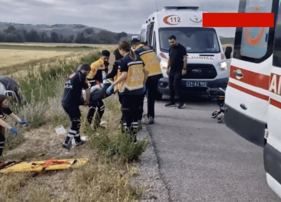 Yozgat'ta düğünden dönerken kaza yaptılar... 2'si çocuk 17 kişi yaralandı!