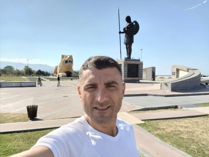 Atakan Çelik Kimdir1