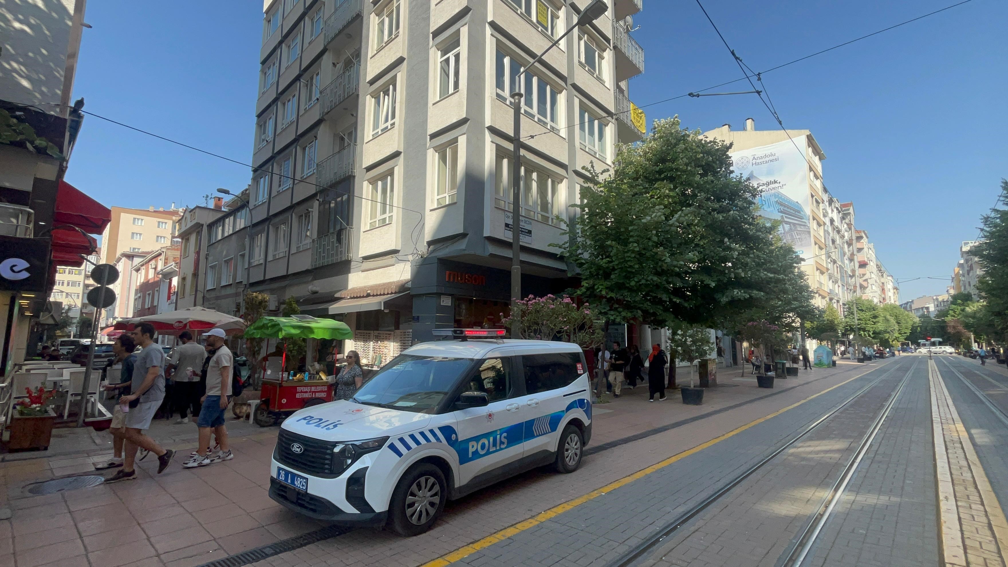 Emekli Ölü (2)