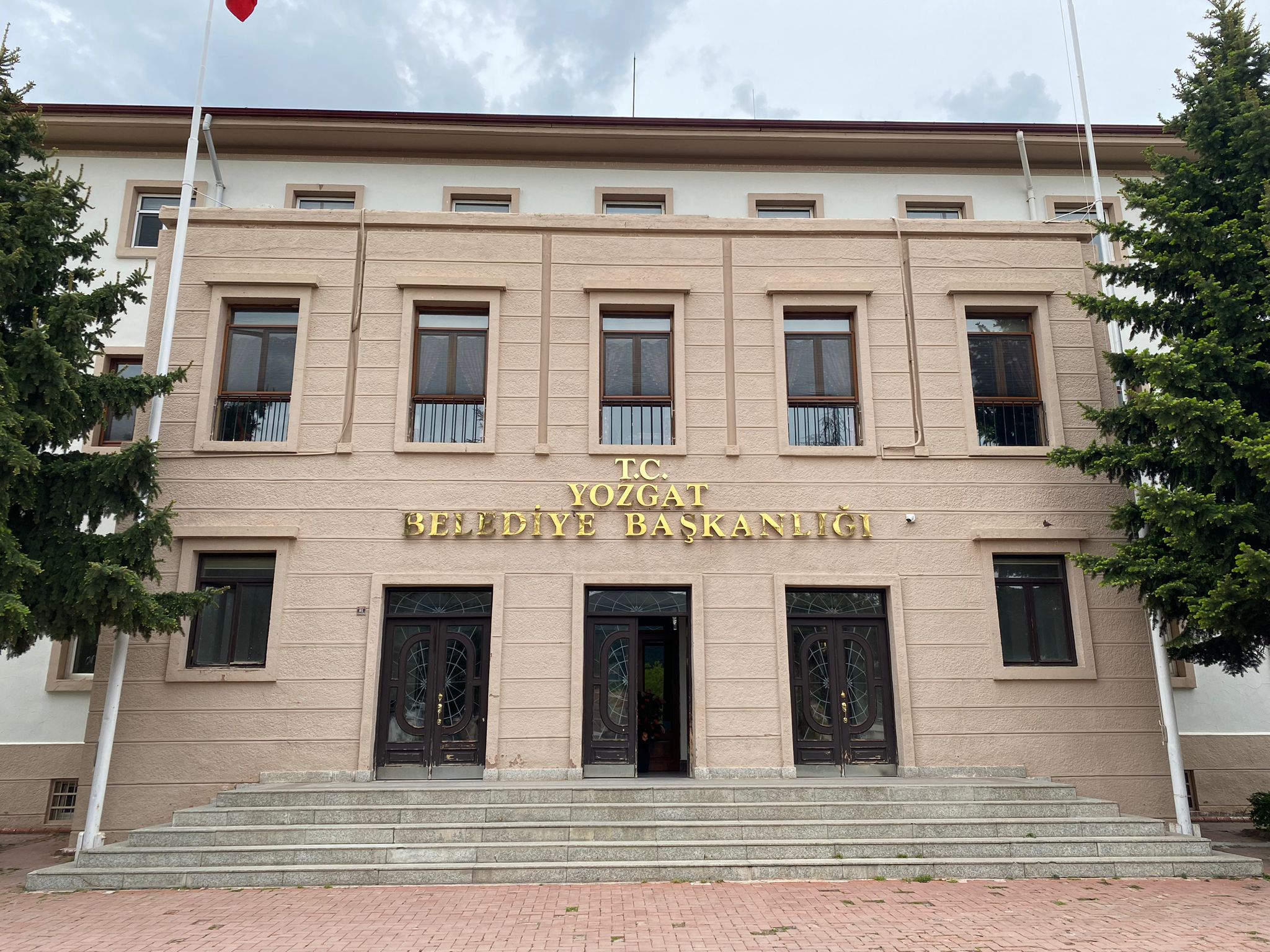 Belediyeler Partilerin Değil, Halkın Hizmet Yeridir1