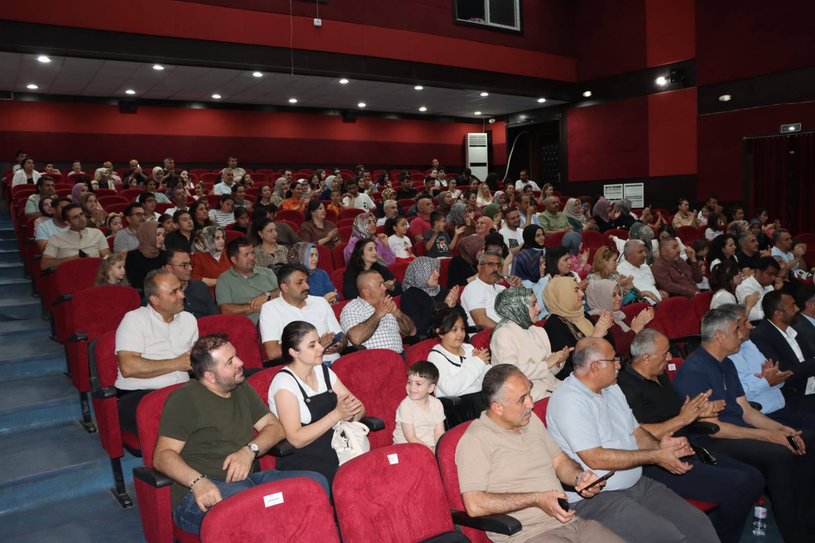 Öğretmenlerden Müzik Dinletisi1