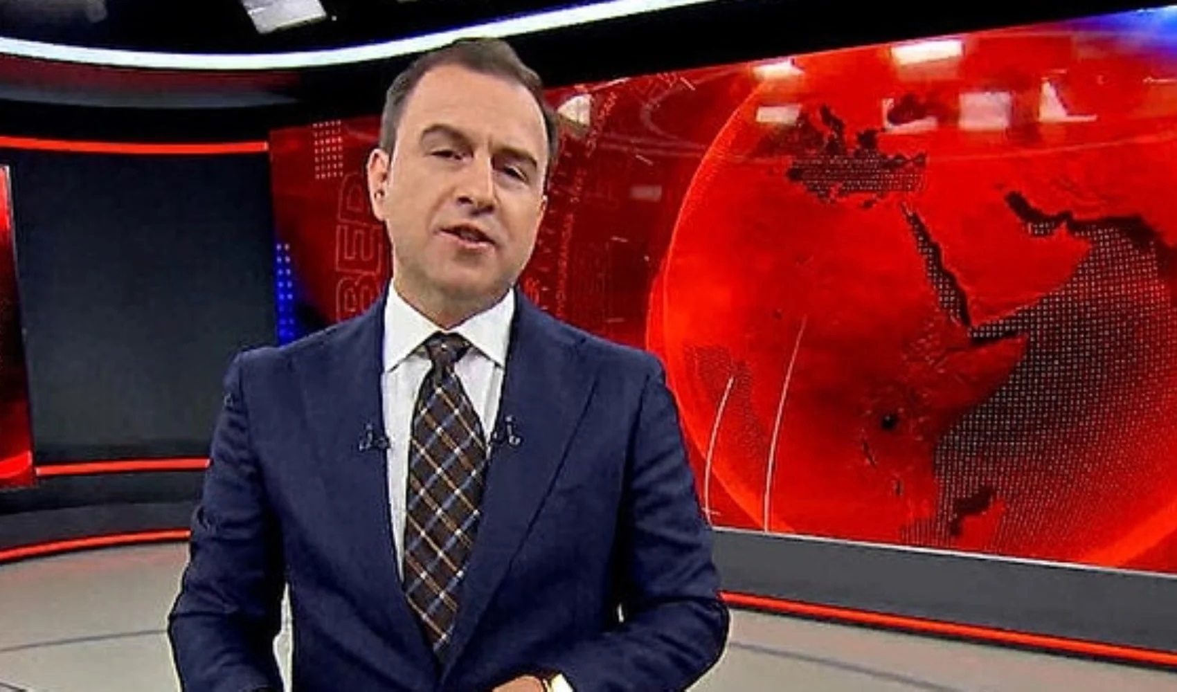 Selçuk Tepeli Kimdir