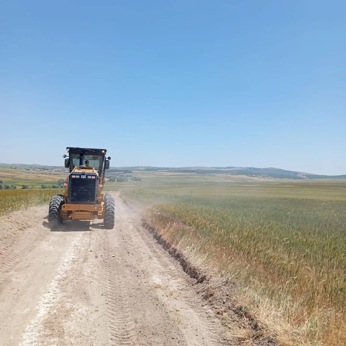Arazi Yolları Açıldı1