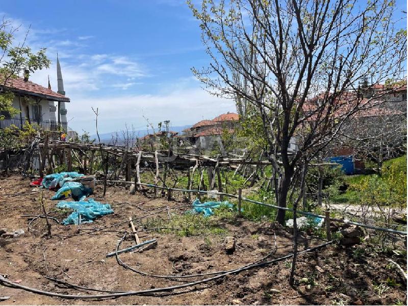 Yozgat’ta Avlulu Yapı Satışta (2)