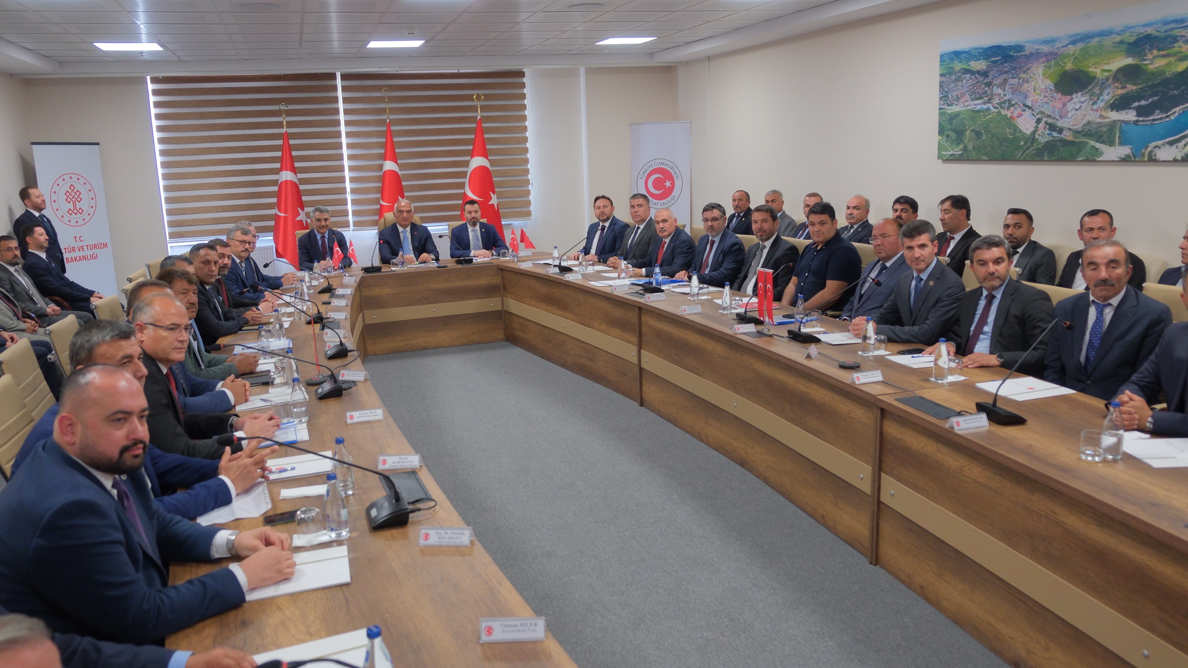 Bakan (1)