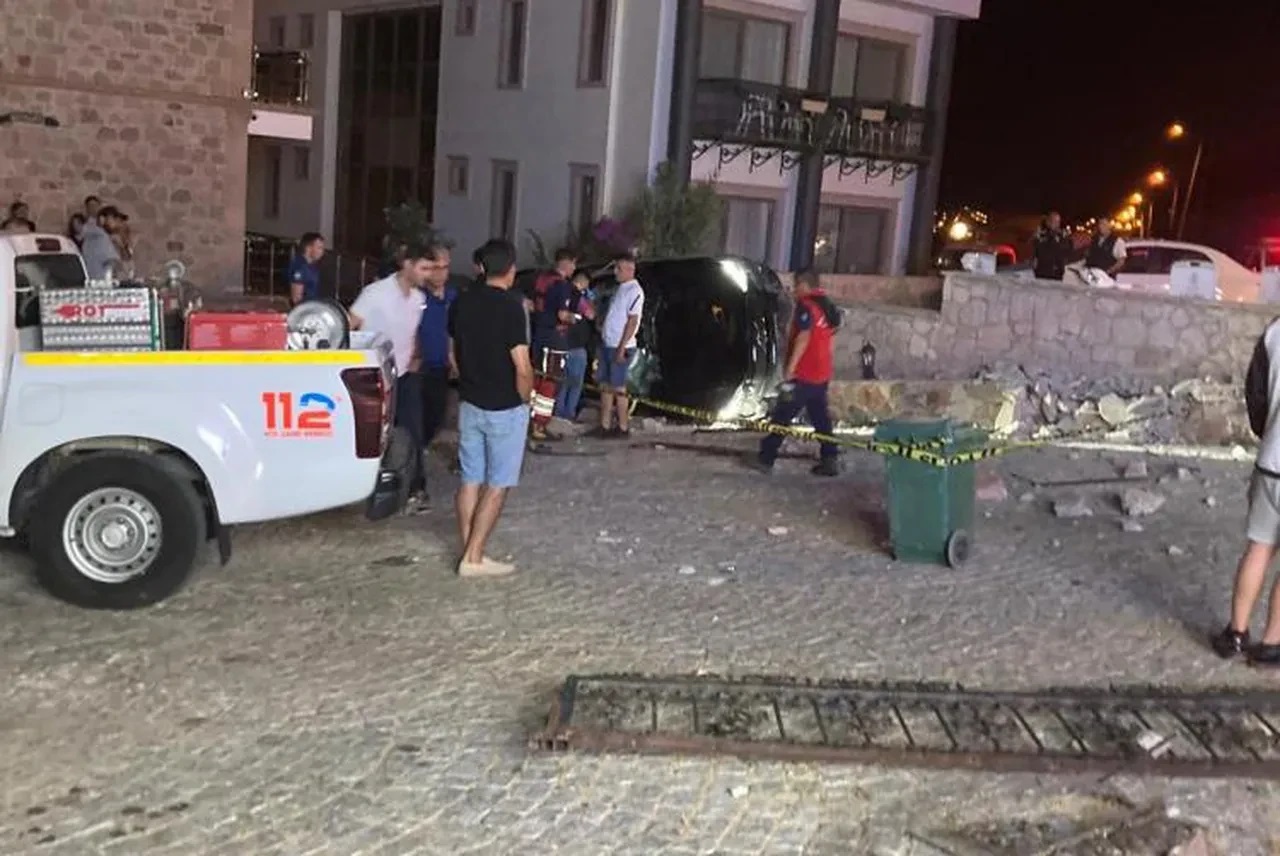 Naz Ustalı Kimdir2