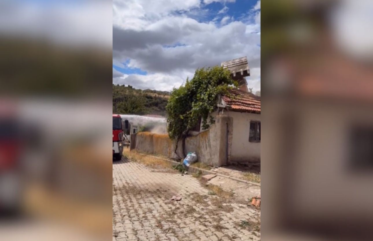 Ahır Yıkımı (1)