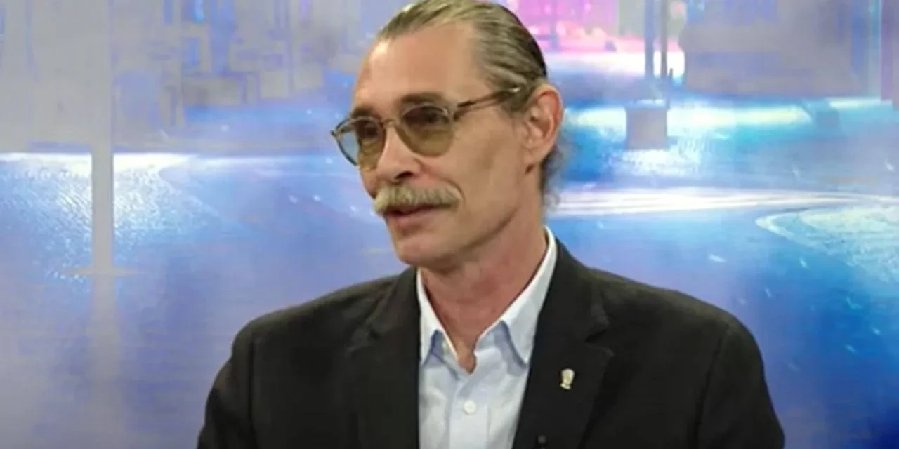 Erdal Beşikçioğlu