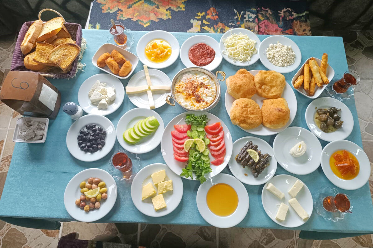 Serpme Kahvaltı