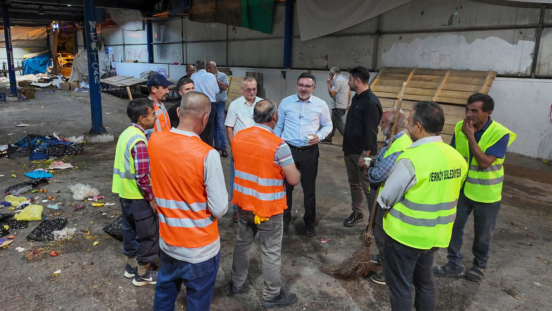 Yerköy Belediye Başkanı Arslan'dan Temizlik Emekçilerine Ziyaret! (1)