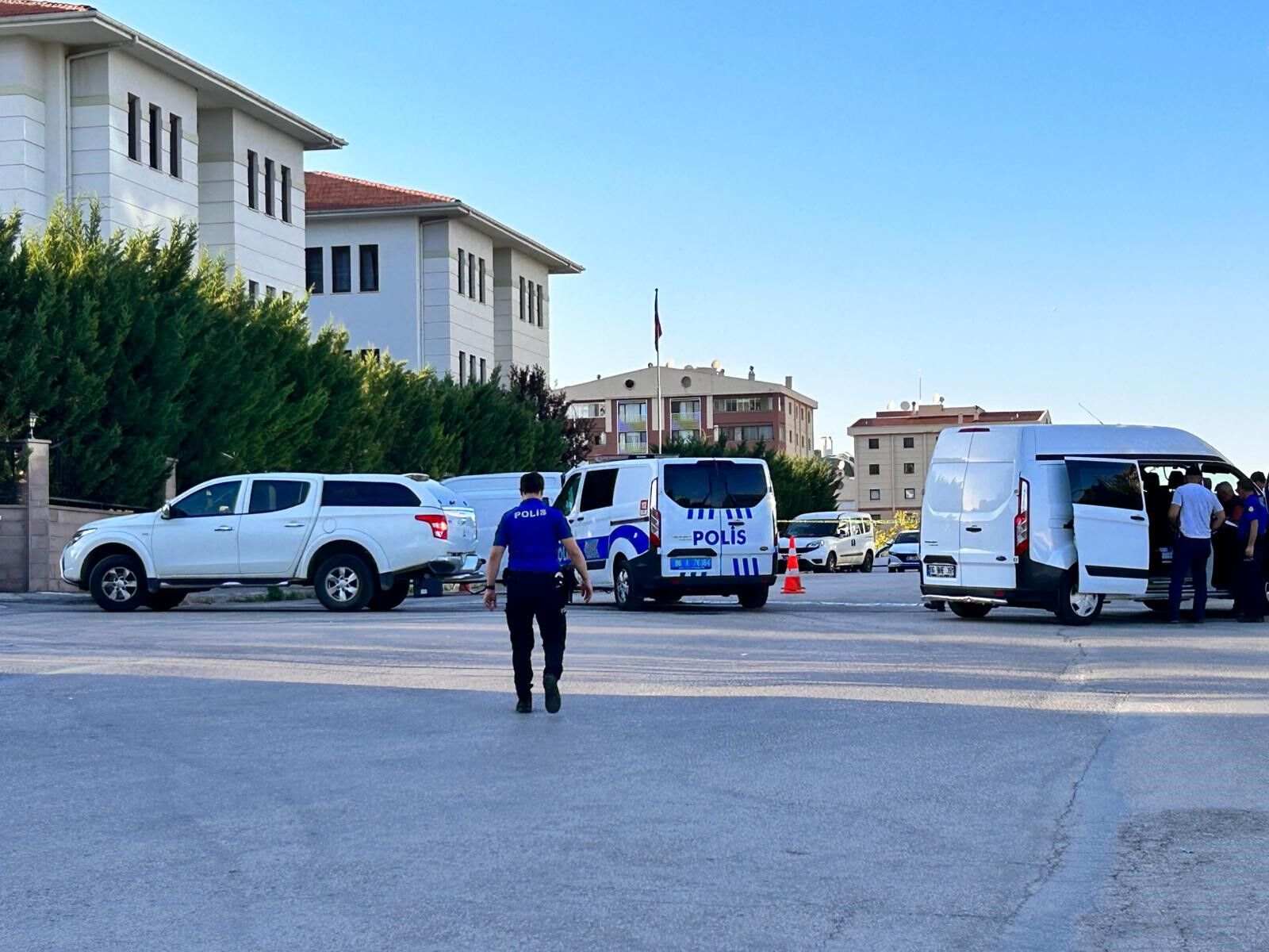 Sarımsak Satıcısına Silahlı Saldırı Olay Yerinde Hayatını Kaybetti! (1)