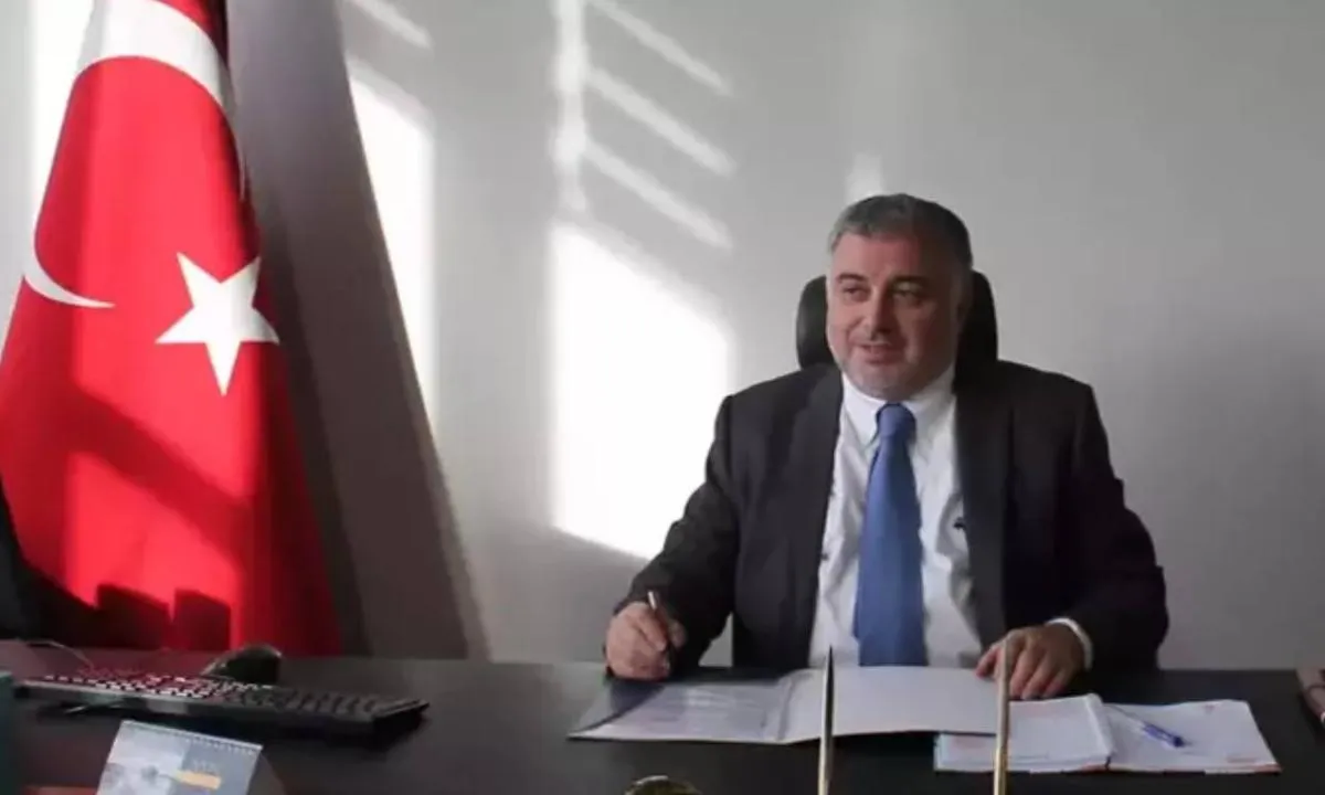 Mehmet Emin Okur