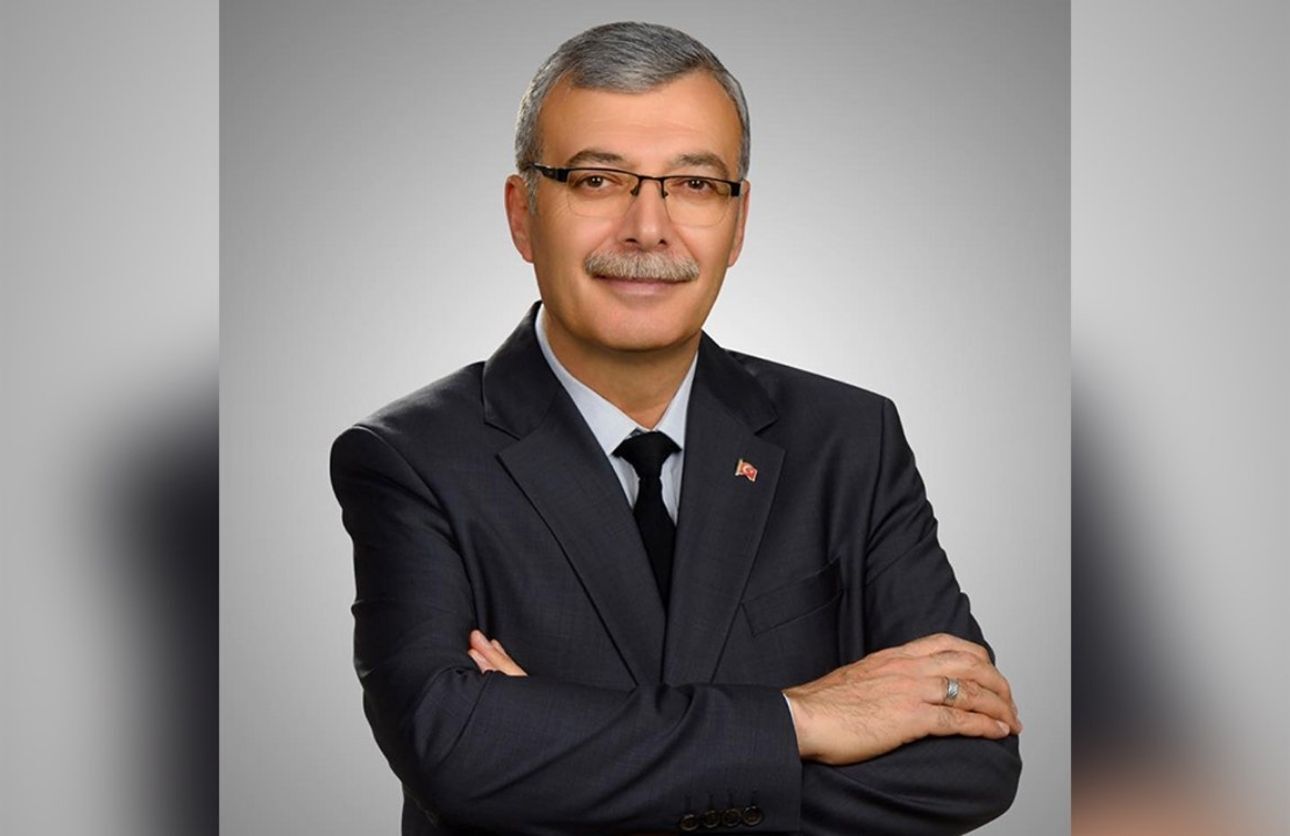 Mesut Mertcan Kimdir Hangi Partiden Kaç Yaşında (1)